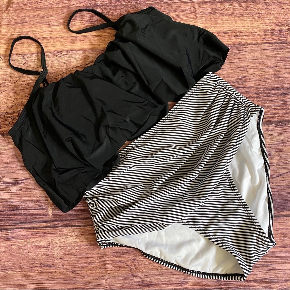 CUPSHE high wasted black & white stripped bikini S